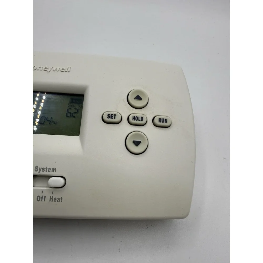 Honeywell Pro 4000 TH4110D1007 Programmable Thermostat 1H/1C Electric Gas Tested
